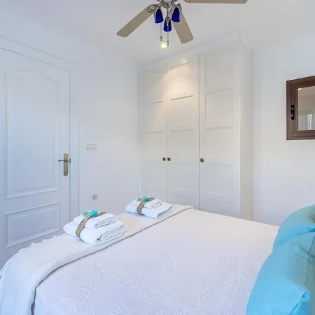 797 Rentals- Renovado Piso En El Paseo Maritimo Apartment Fuengirola