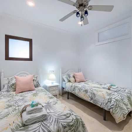 797 Rentals- Renovado Piso En El Paseo Maritimo Appartement